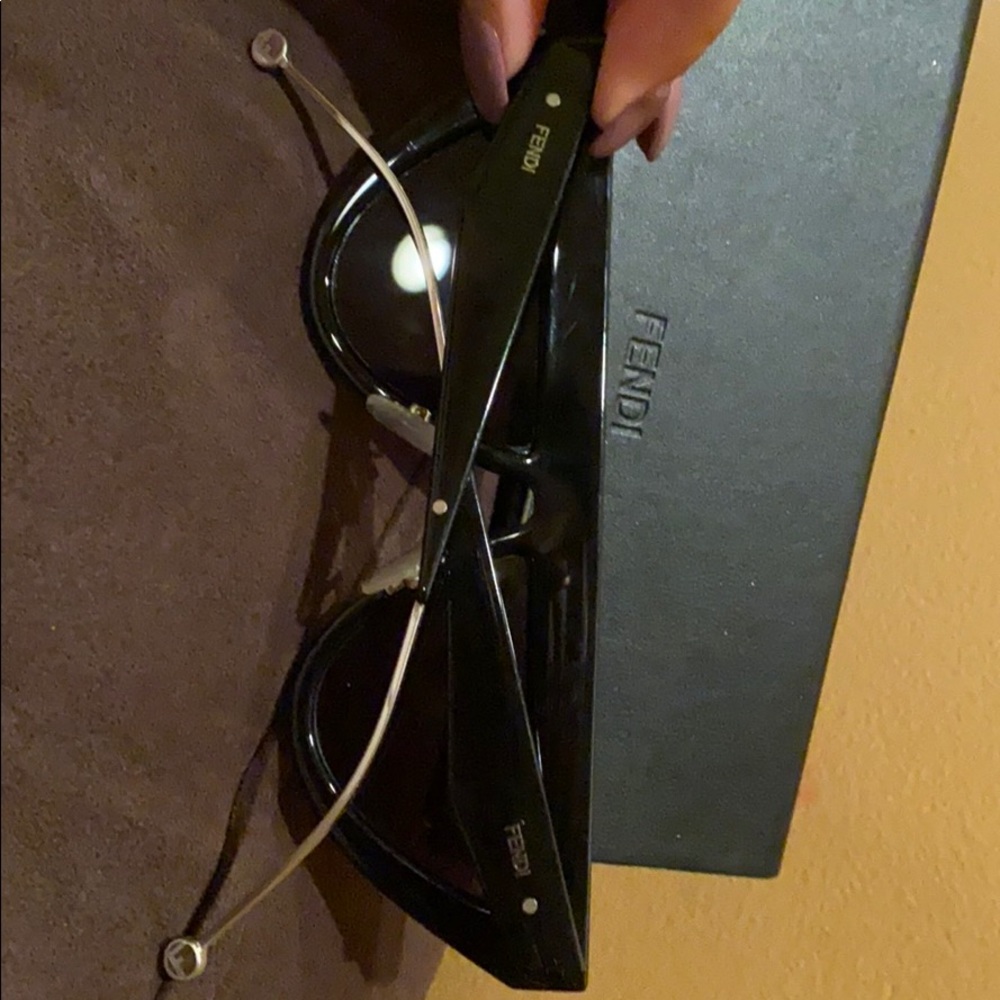 Fendi Defender Sunglasses - Picture 7 of 8